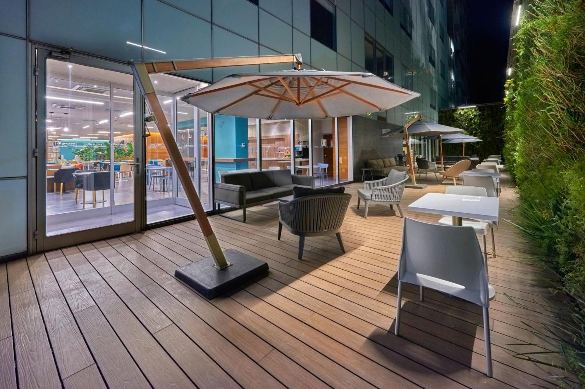 City Express Plus By Marriott Ciudad De Mexico Santa Fe Exterior photo